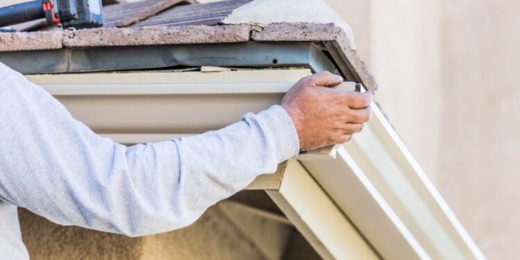 The Benefits of Seamless Gutters for Snow Removal - Seamless Gutter ...